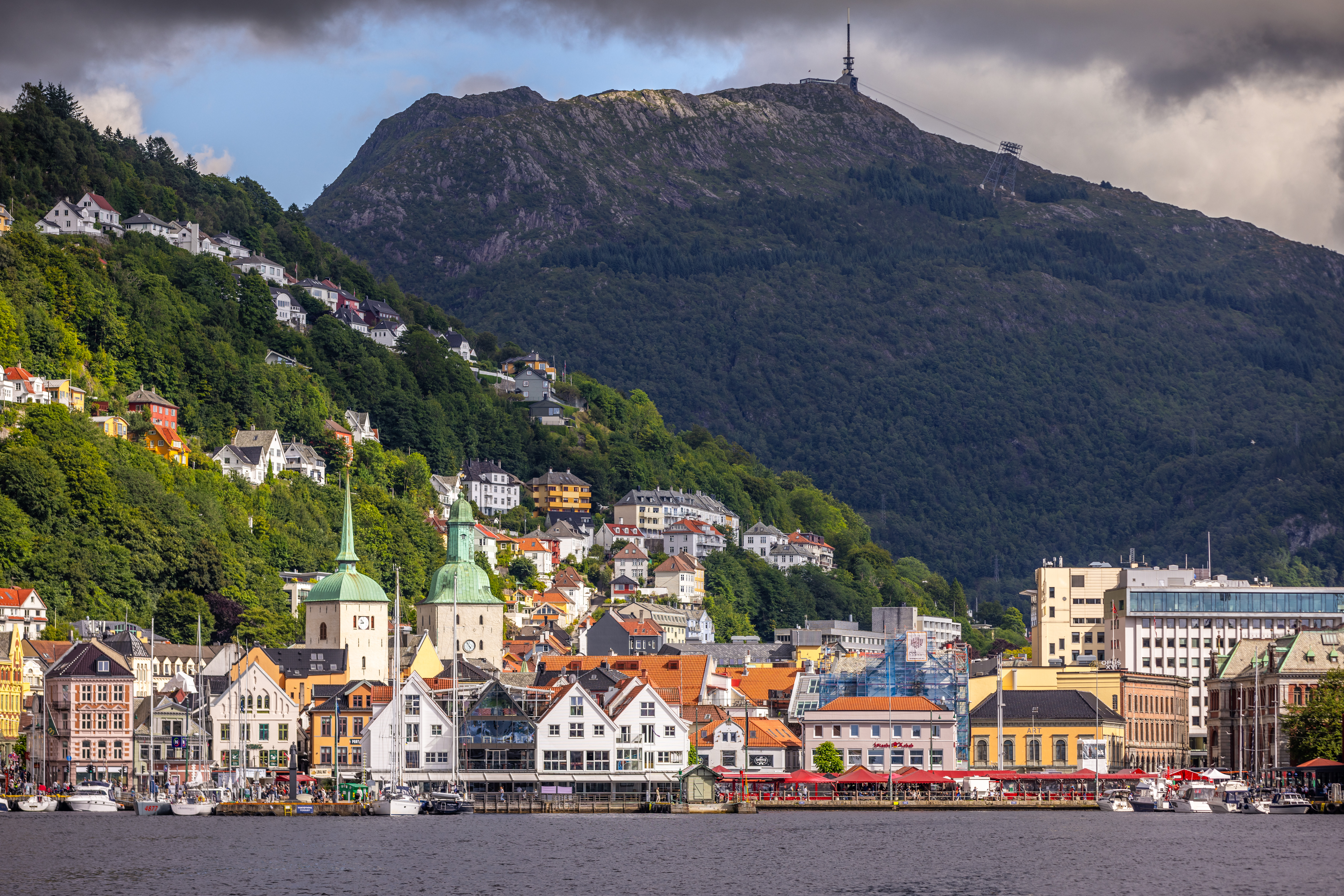 621335738845272
