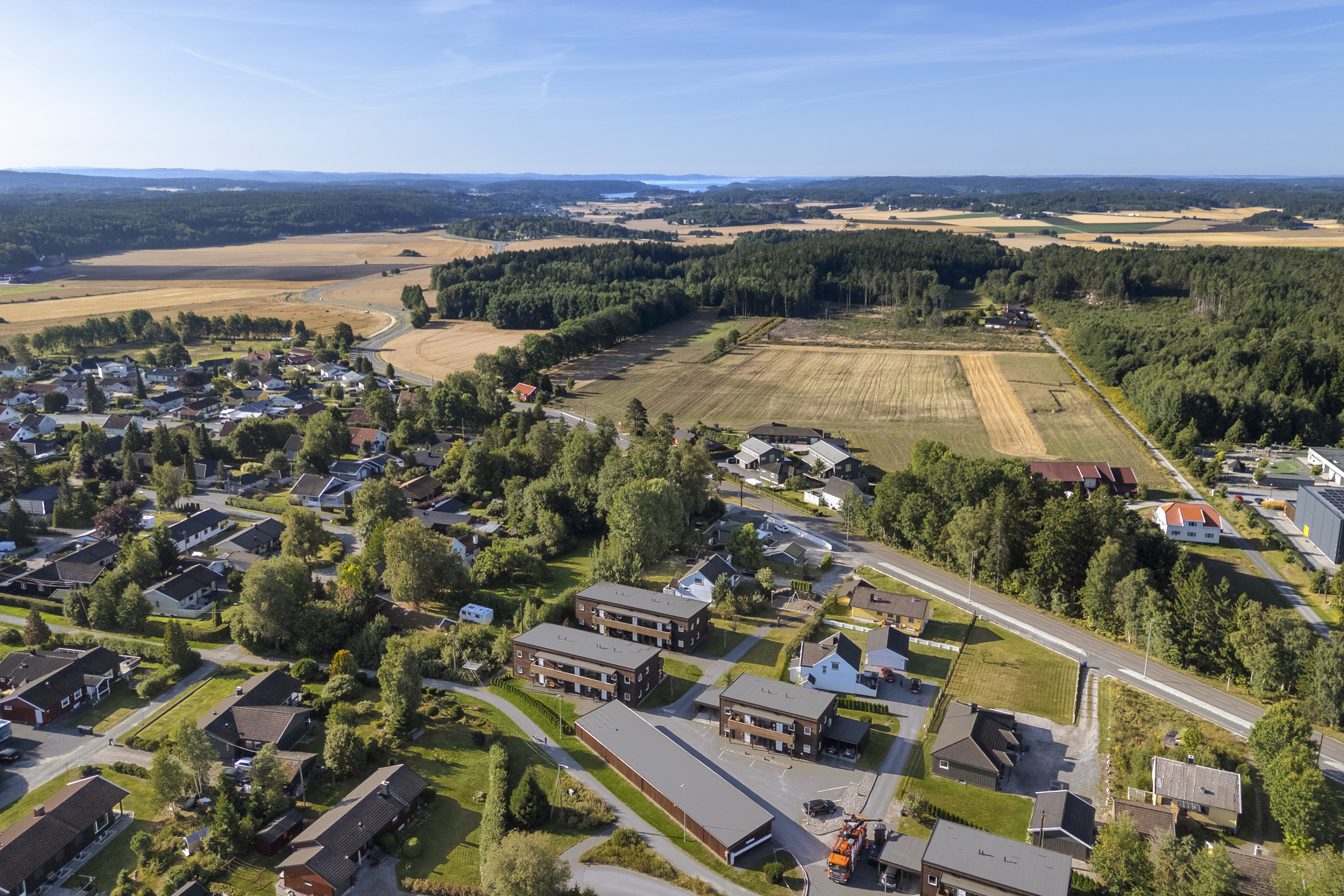 934696552767636