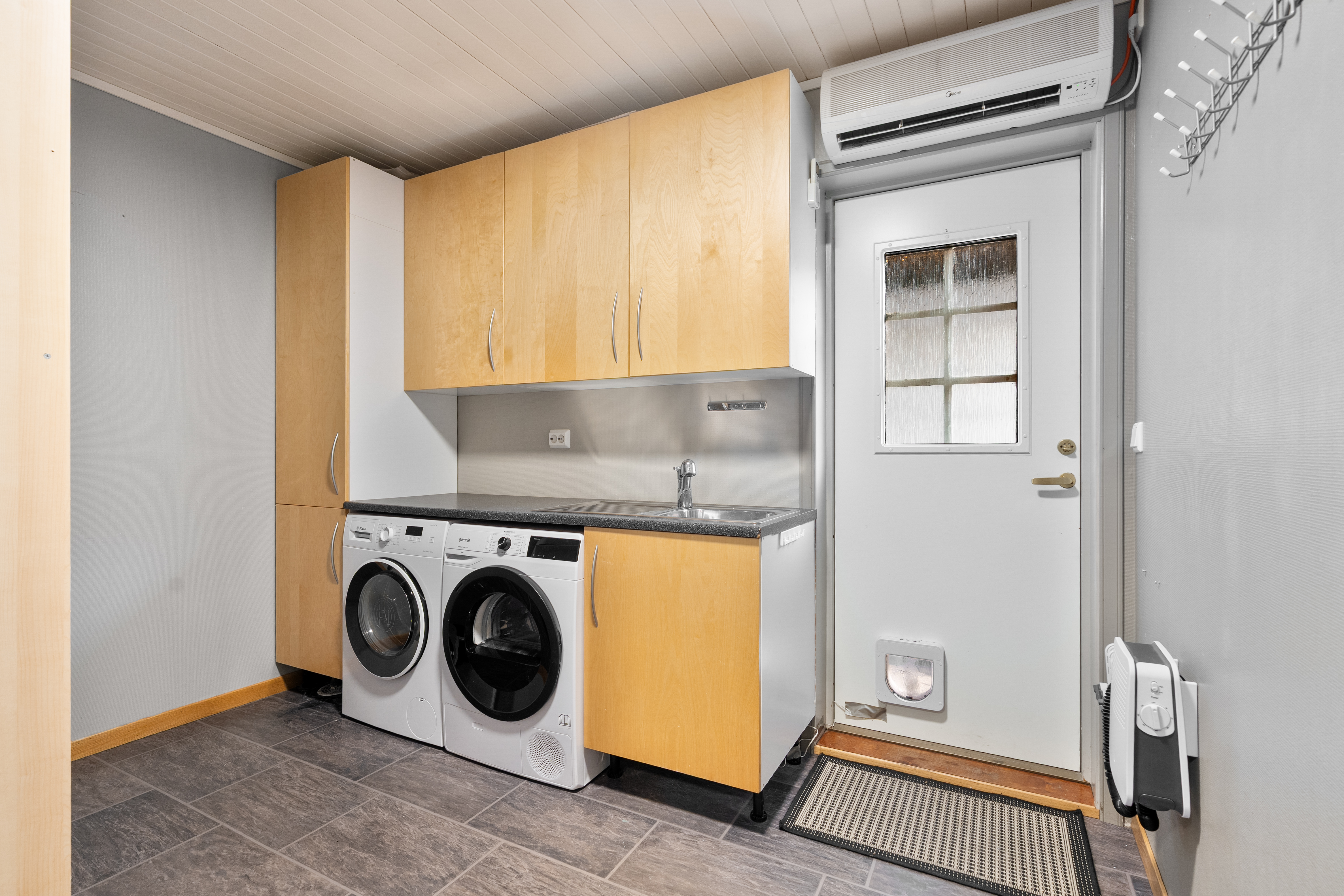 670813762095481