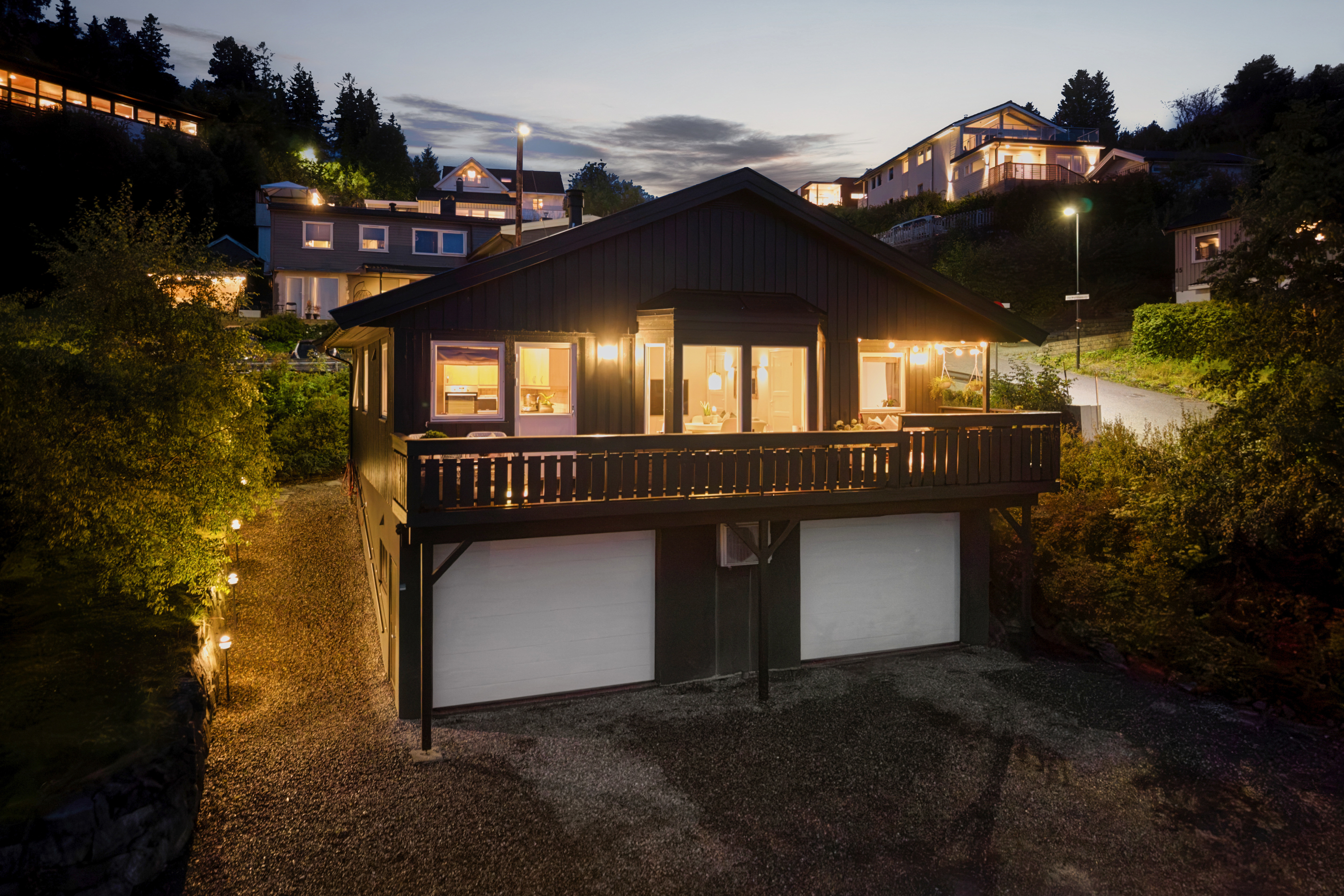 714794227216370