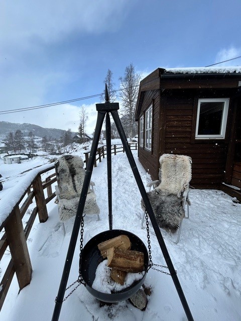 659818645820496