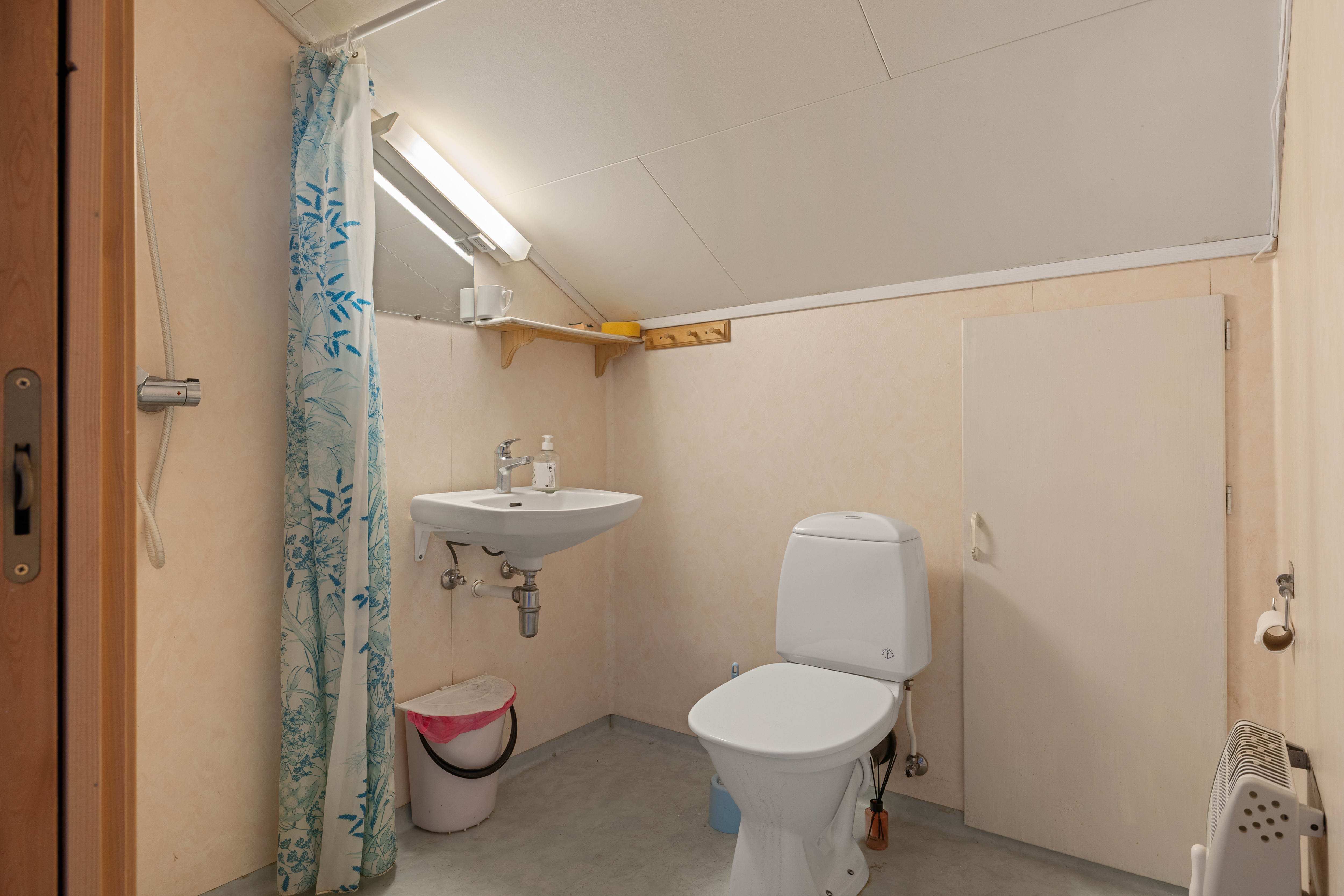 769769808599168