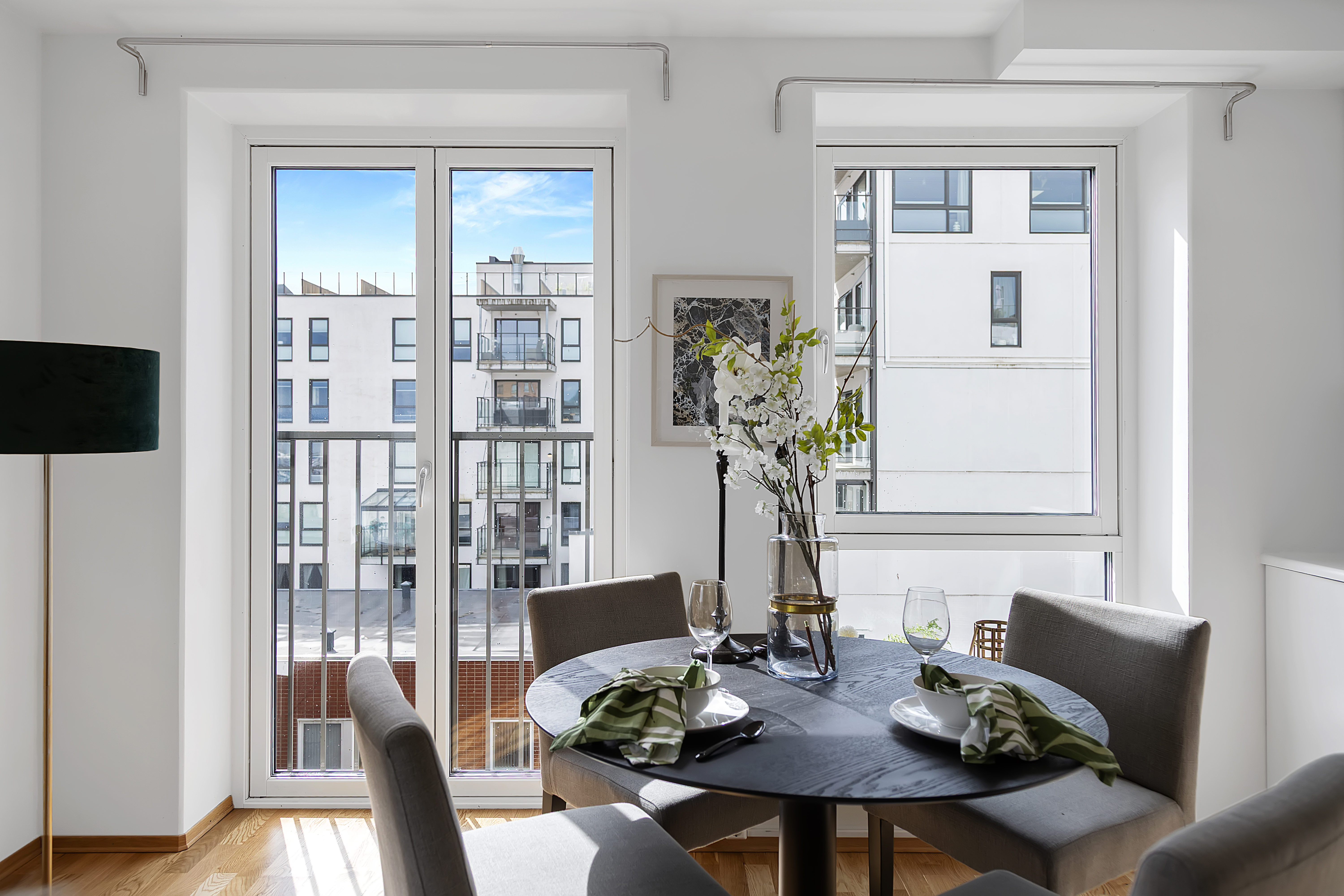 879720971376222