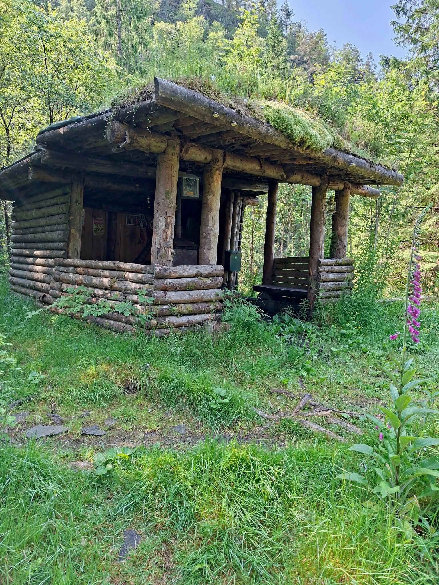 615838180710908