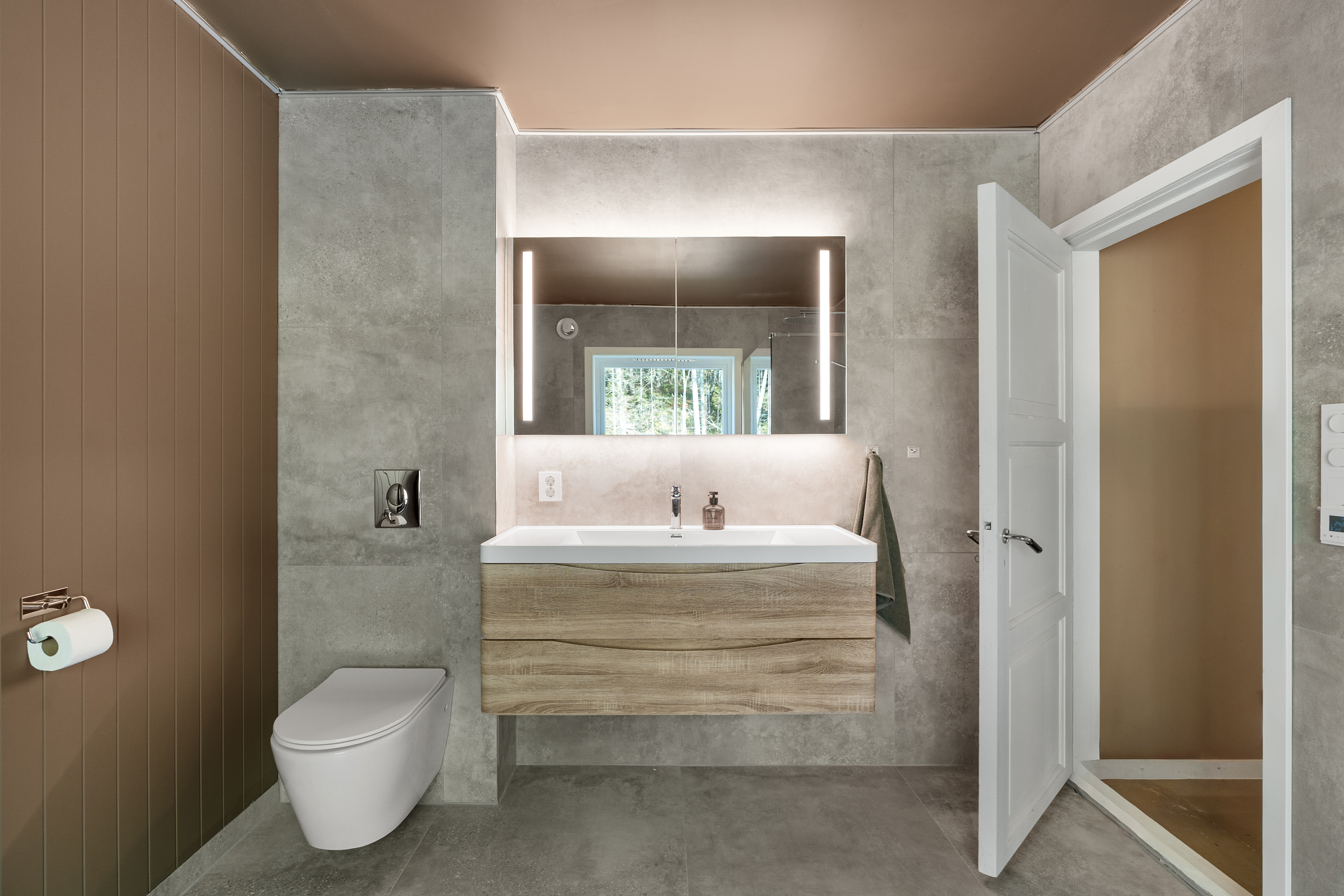 725789343489545