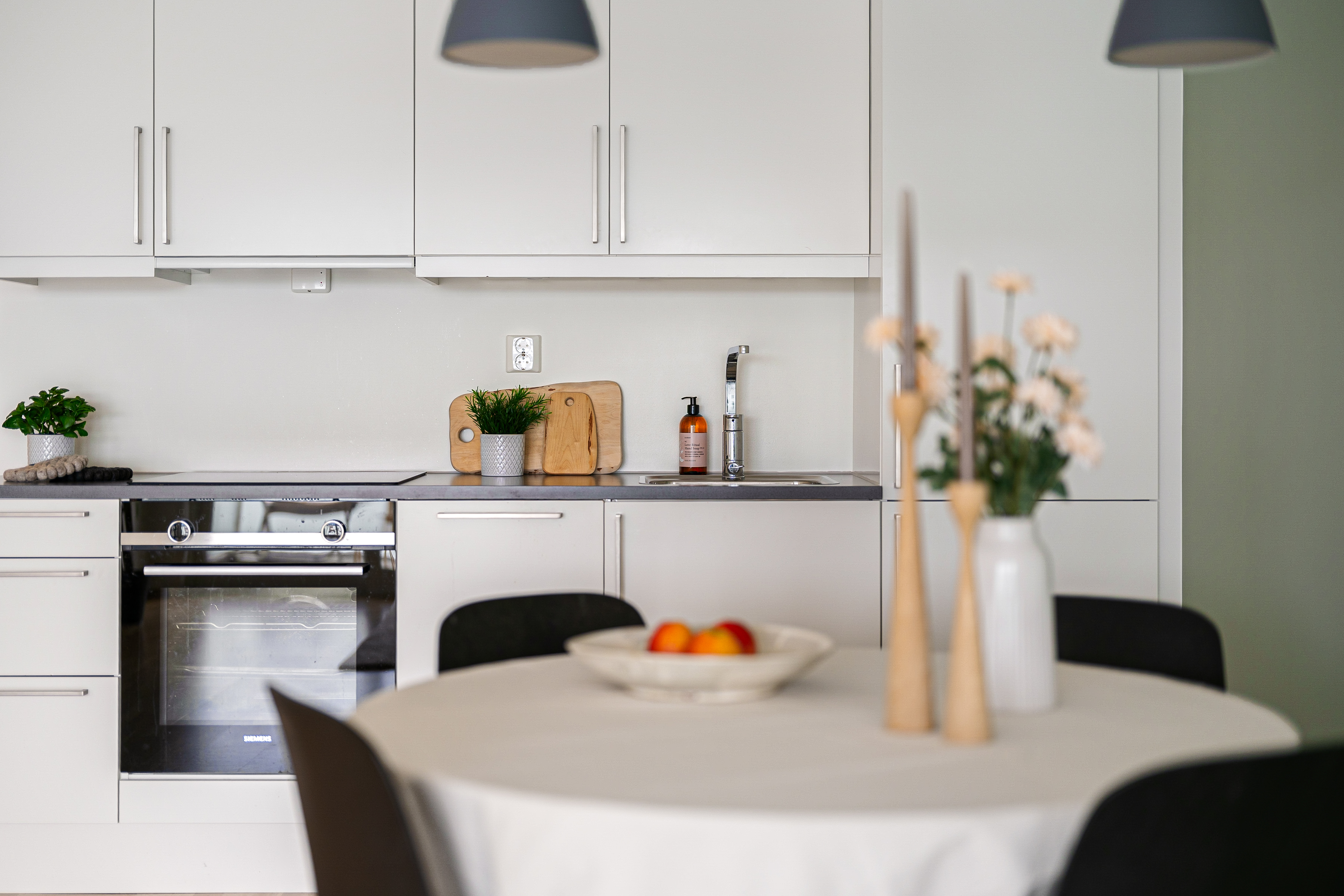 714794227212491