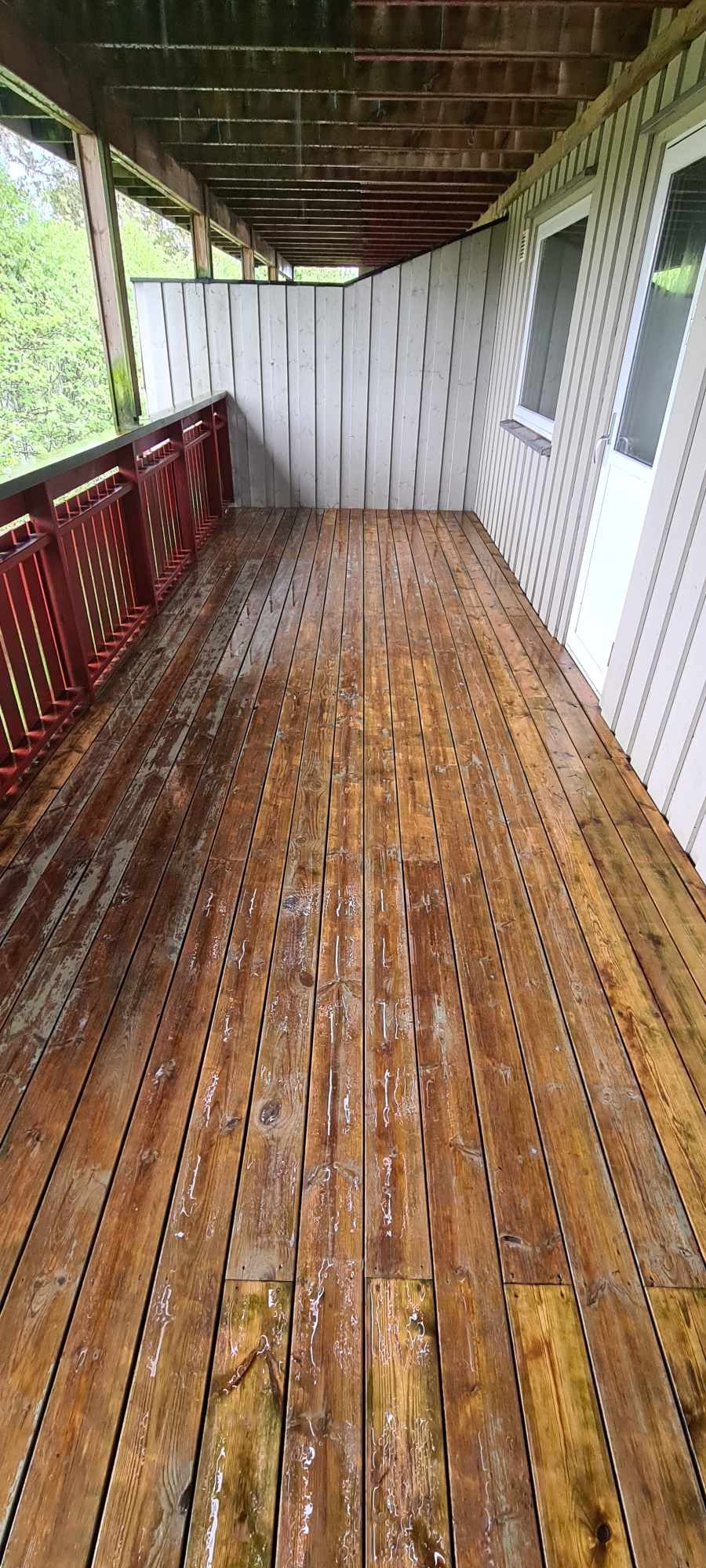 934696552765649