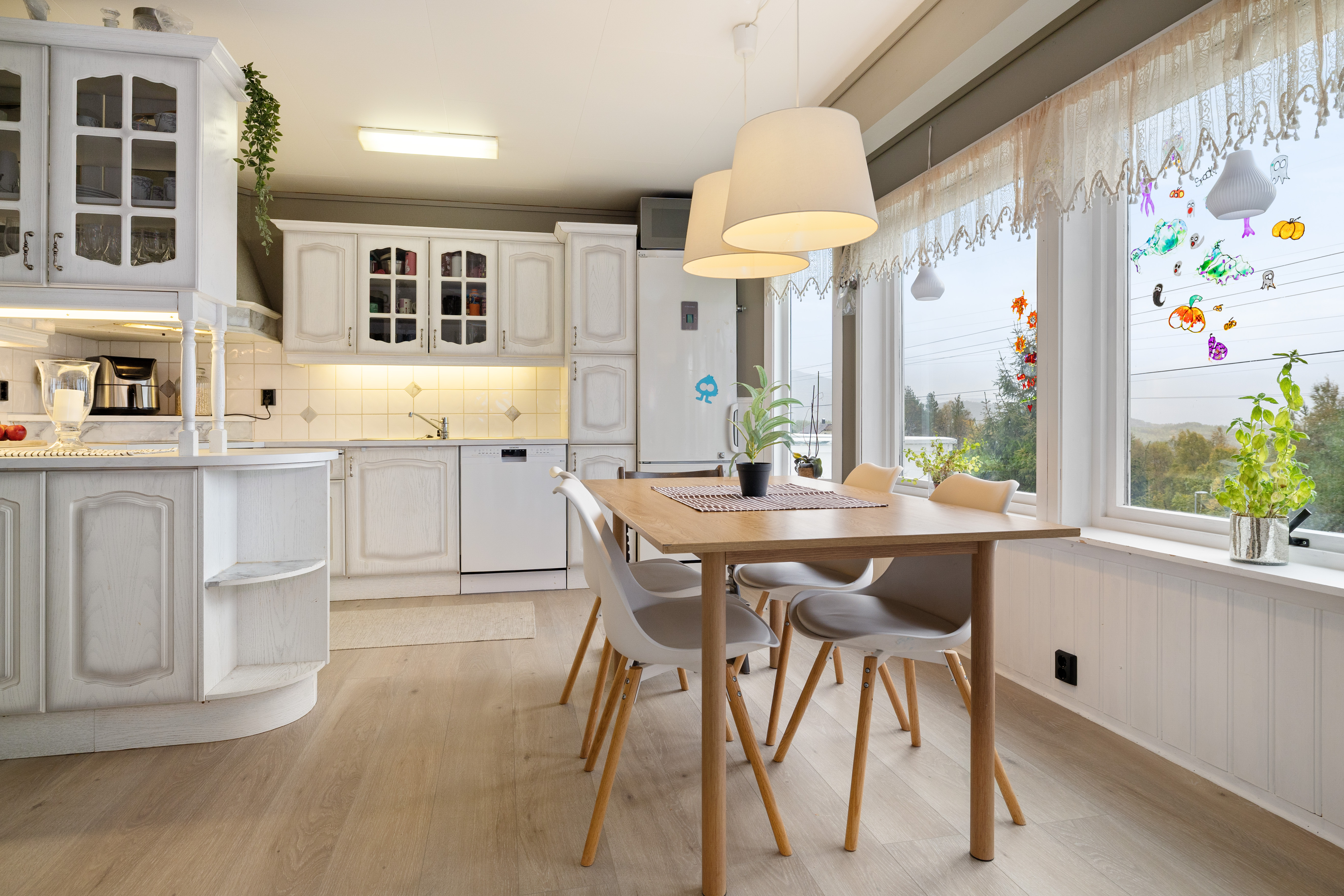 769769808600709