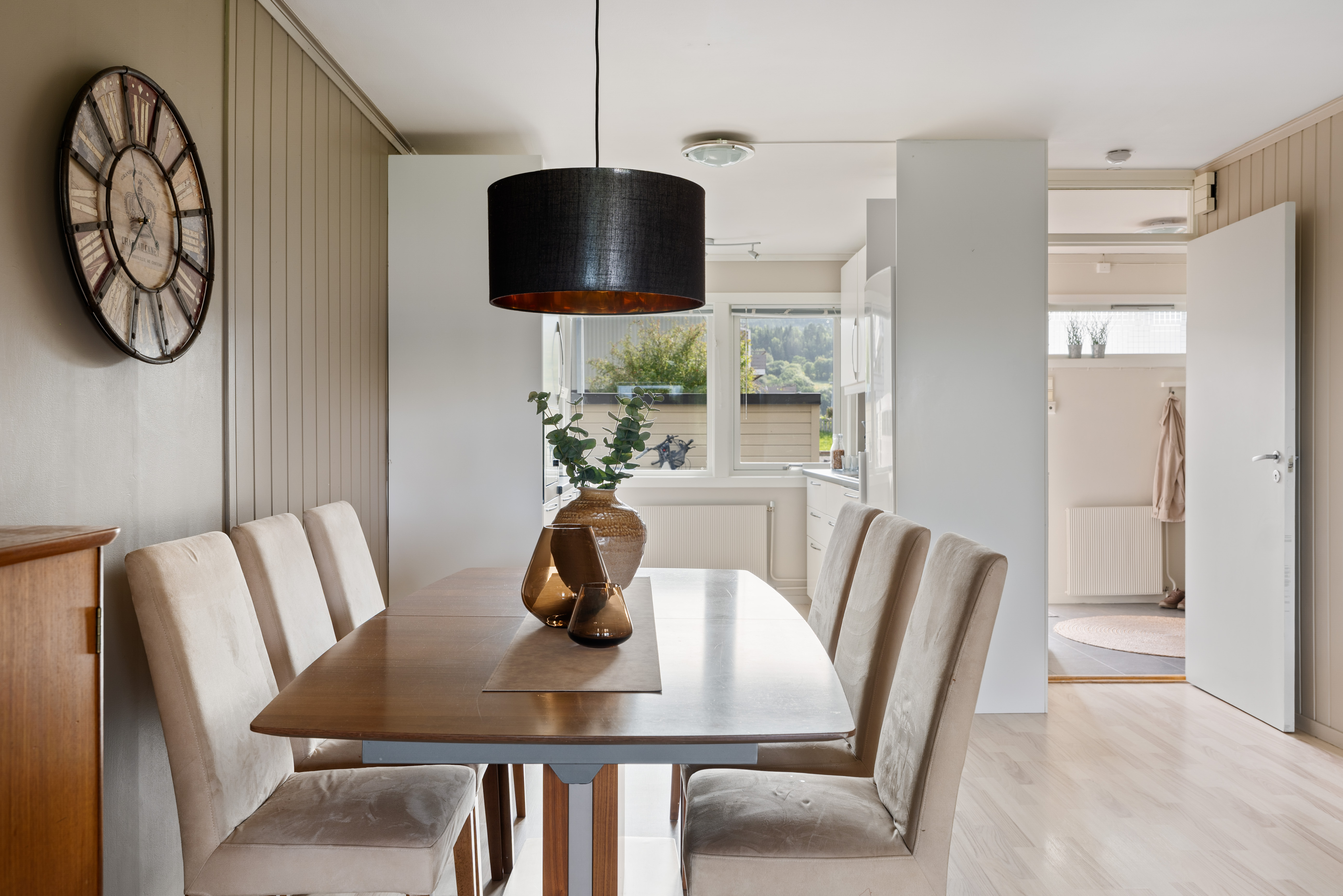 714794227215612