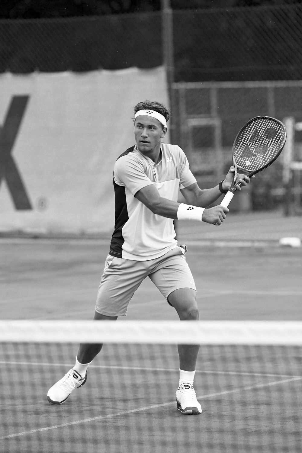 SH-YONEX_EZONE_CASPER_RUUD_PRESS_01_017_1_0